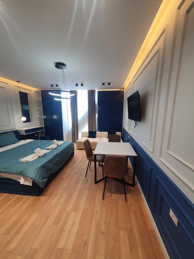 #New Luxury Apartment 티라나 외부 사진