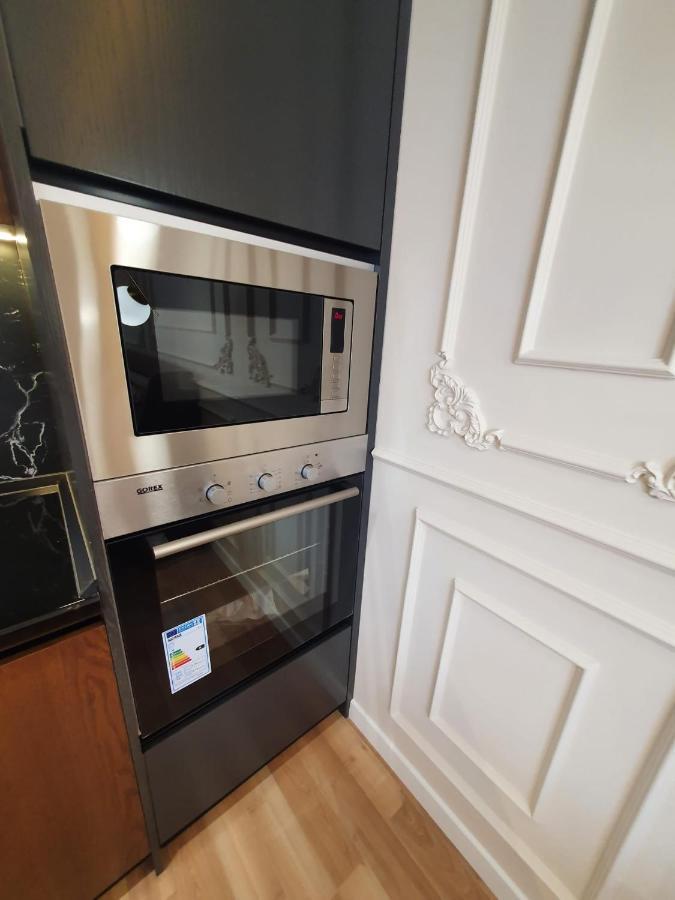 #New Luxury Apartment 티라나 외부 사진