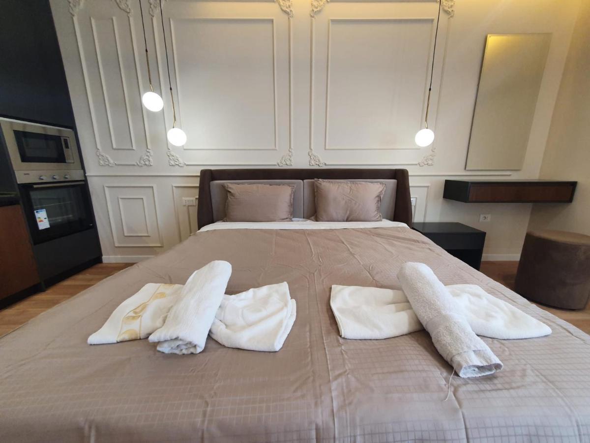 #New Luxury Apartment 티라나 외부 사진