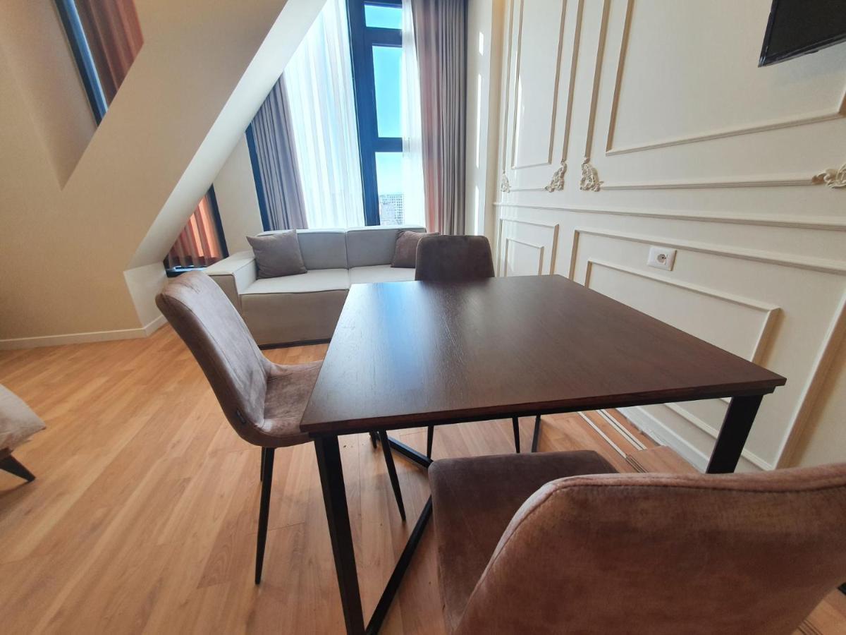 #New Luxury Apartment 티라나 외부 사진