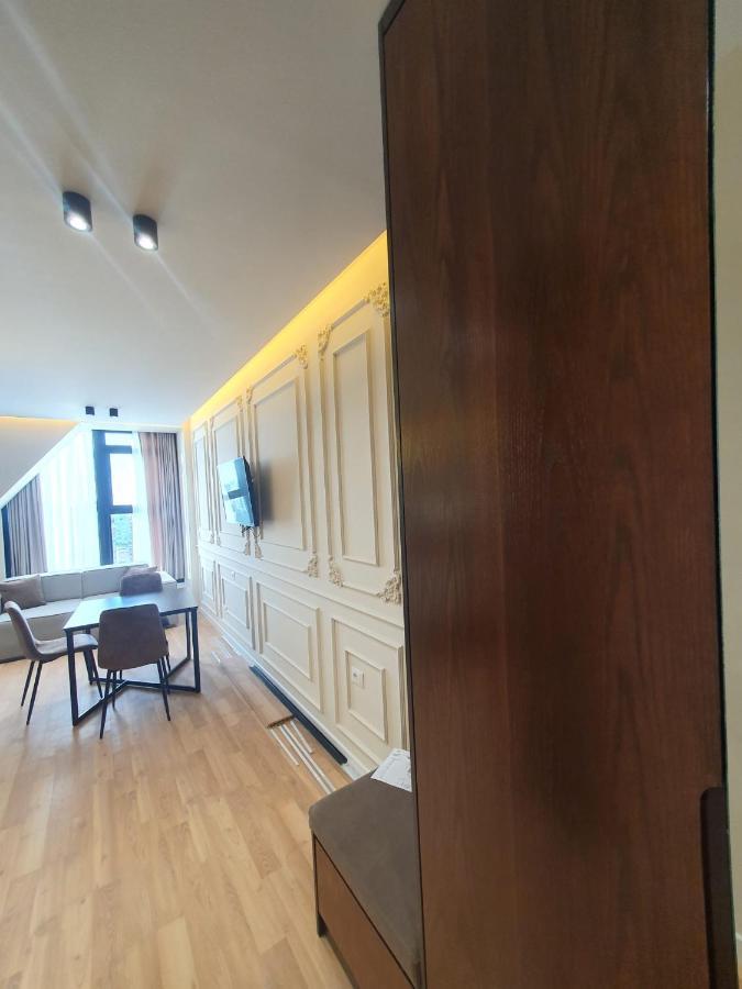 #New Luxury Apartment 티라나 외부 사진