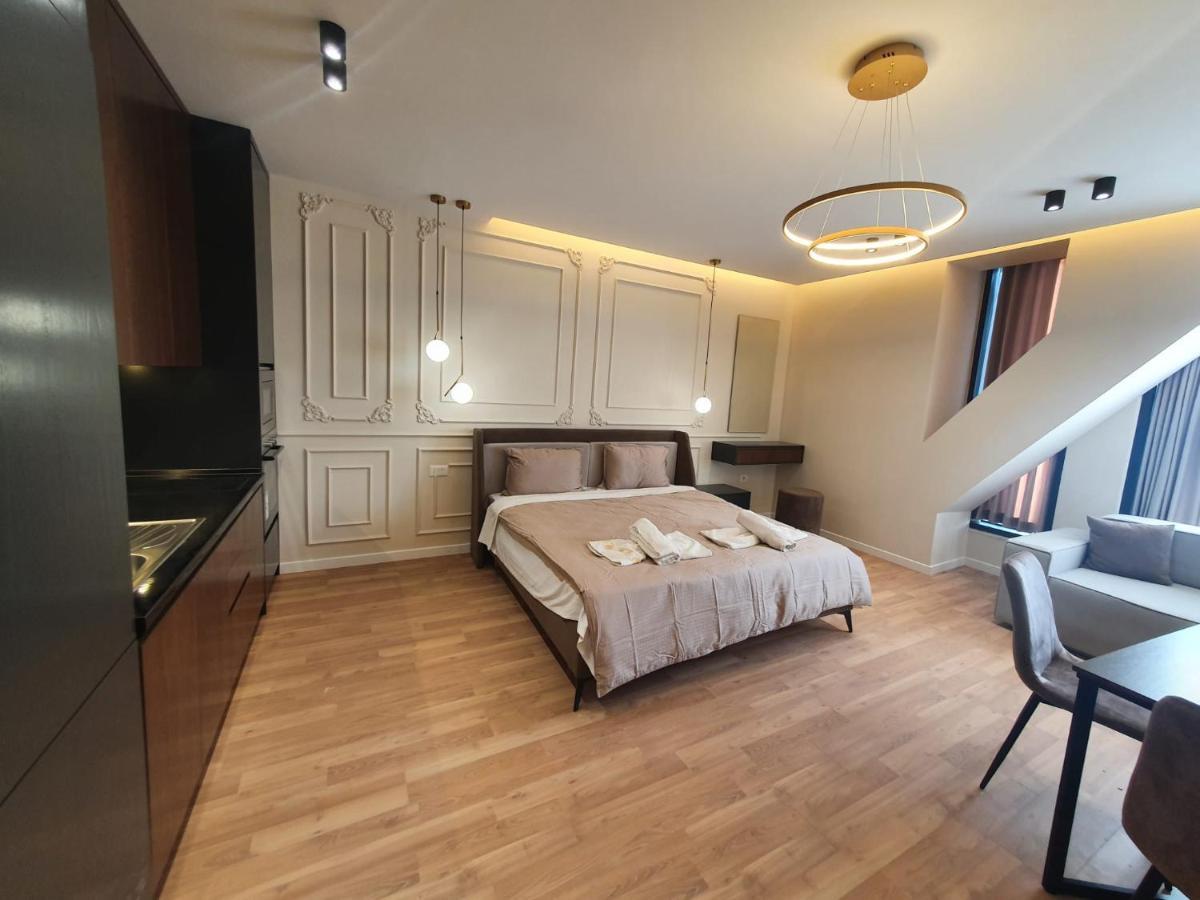#New Luxury Apartment 티라나 외부 사진