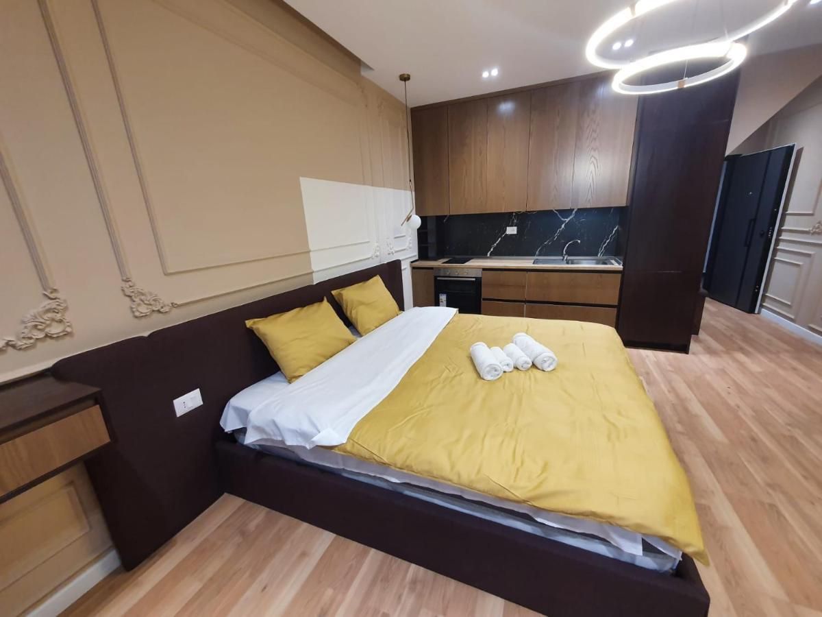 #New Luxury Apartment 티라나 외부 사진