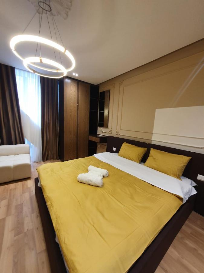 #New Luxury Apartment 티라나 외부 사진